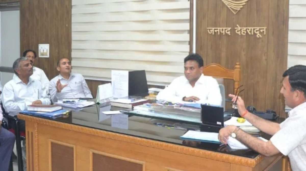 दर्द: व्यासी बांध प्रभावितों का हाक़ीम के सामने छलका दर्द, बंदोबस्त करने की लगाई गुहार…