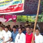 Politics: शहरी विकास मंत्री अतिक्रमण हटाने के नाम पर गरीबों की छीन रहे रोटी, विरोध…