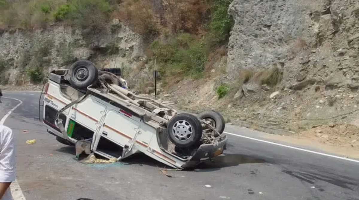 Big Breaking: उत्तराखंड में यहां दो वाहनों की जबरदस्त टक्कर, दो लोग गंभीर घायल…