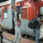 अधिक समान ले जाना रेल यात्रियों को पड़ सकता है महंगा, चेतावनी जारी…