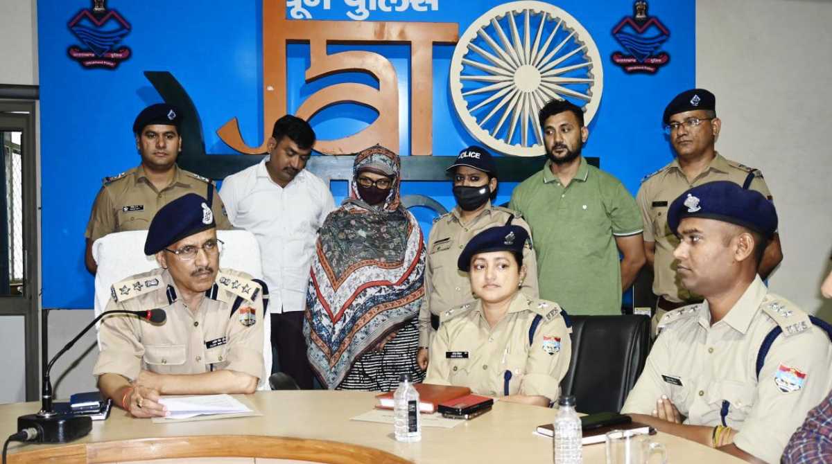 देहरादून पुलिस को मिली बड़ी कामयाबी, करोड़ों की ठगी करनी वाली महिला गिरफ्तार…