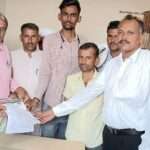 Rajasthan: राजस्थान में पशुधन भयंकर बीमारी की चपेट में, मुख्यमंत्री के नाम तहसीलदार को ज्ञापन