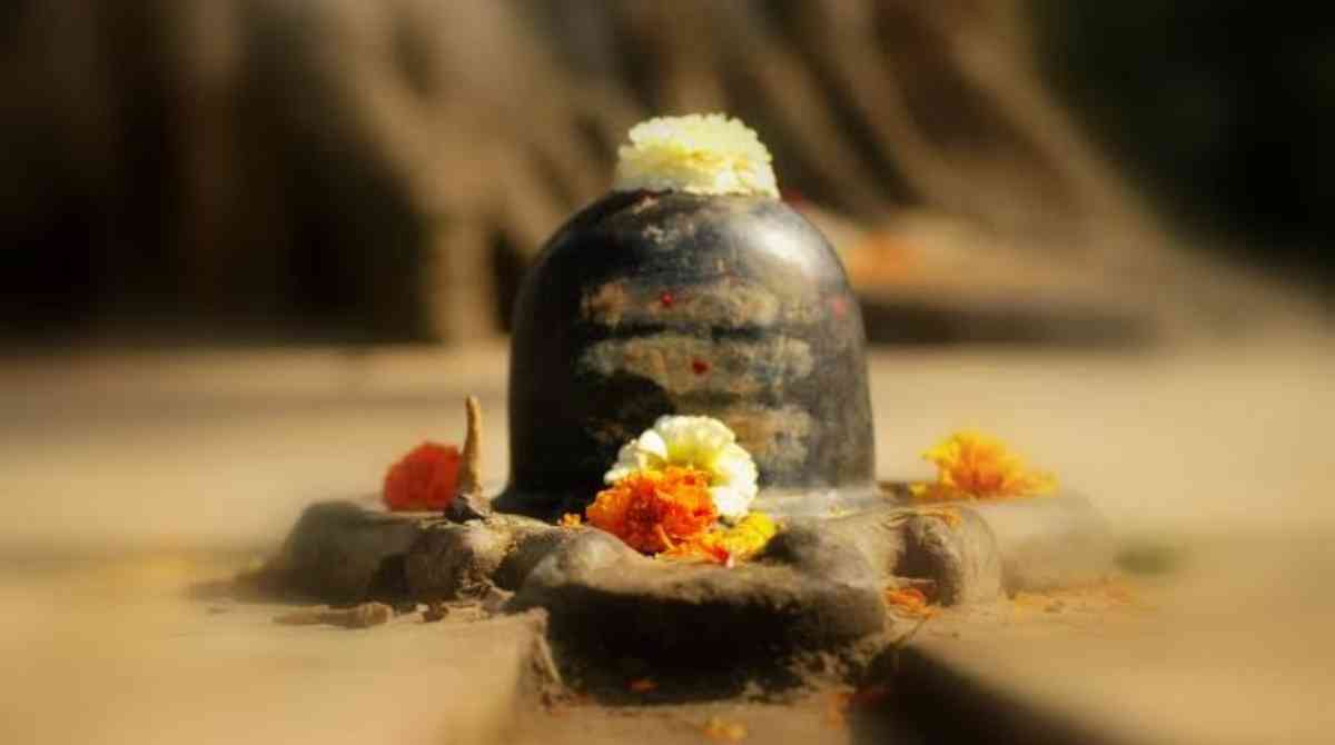 सावन: सोमवार आज जानिए पार्थिव शिवलिंग पूजने का विशेष महत्व…