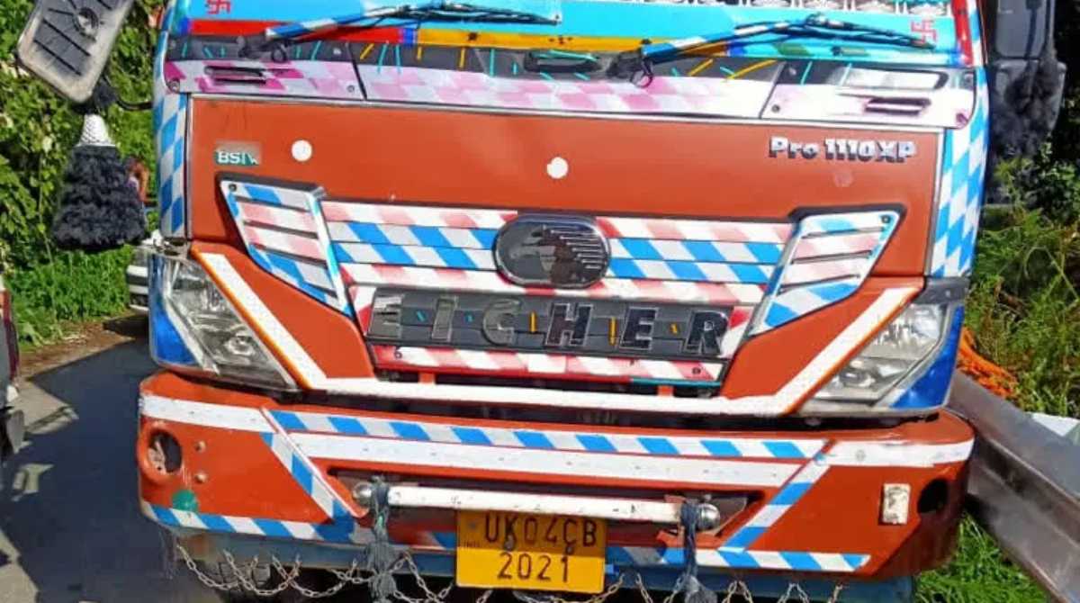 उत्तराखंडः सात साल की मासूम को ट्रक ने रौंदा, छोटे भाई साथ जा रही थी स्कूल…