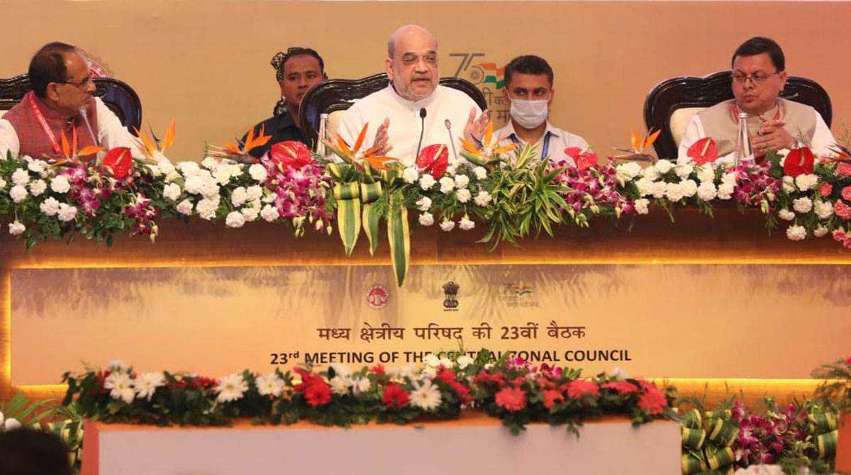सीएम धामी भोपाल में इस बैठक में हुए शामिल, इन मुद्दों पर हुई बात…