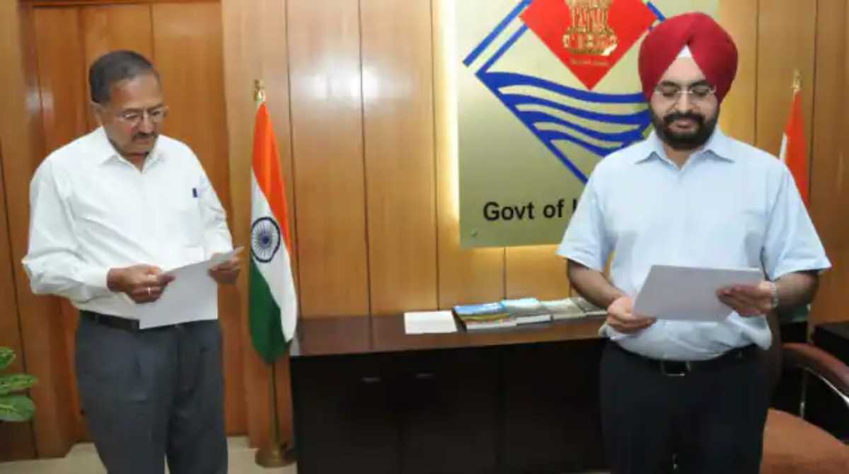 पूर्व IAS भूपाल सिंह मनराल को मिली बड़ी जिम्मेदारी, मुख्य सचिव ने दिलाई शपथ…