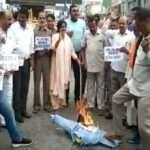 अंकिता मर्डर केस: बेटी को न्याय दिलाने के लिए सड़को पर उतरे लोग, आरोपियों की फांसी देने की मांग…
