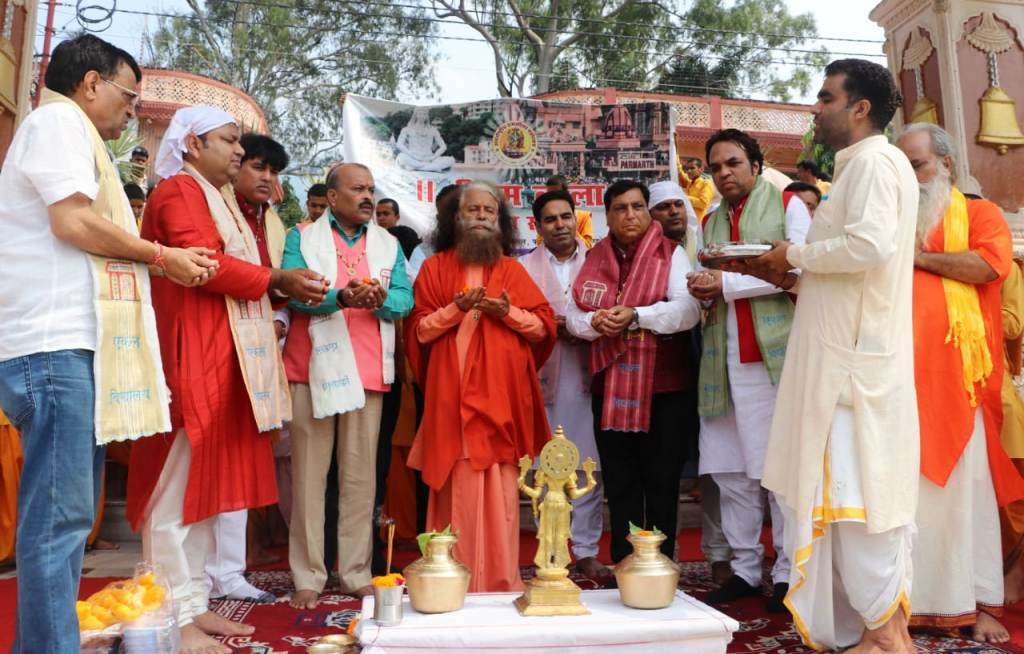 ऋषिकेश में भूमिपूजन से अंतरराष्ट्रीय रामलीला महोत्सव का शंखनाद, मंत्री बेबी रानी मौर्य, विजय लक्ष्मी गौतम मौजूद