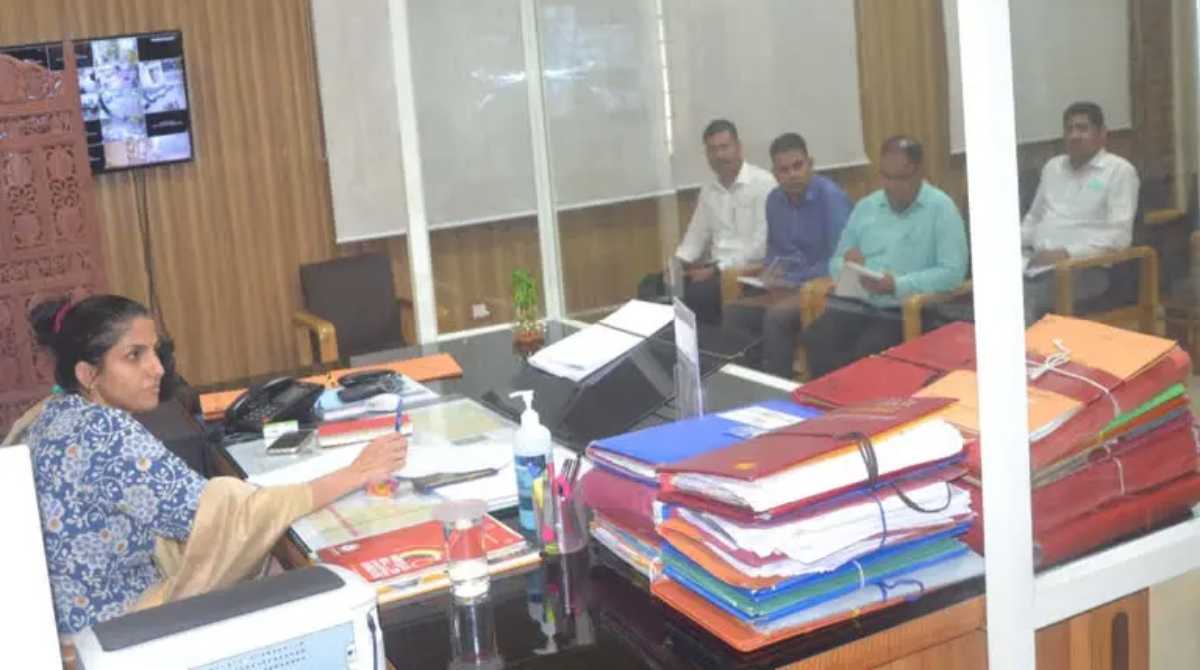 देहरादून में डेंगू का डंक, 100 से ज्यादा मरीज, डीएम सोनिका ने दिए ये निर्देश…