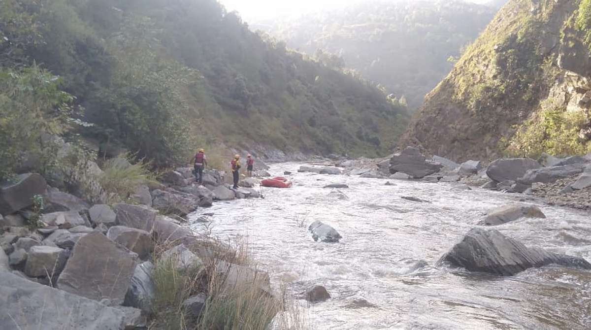 थलीसैण बैजरो के पास एक बुजुर्ग महिला पूर्वी नयार नदी में बही, शव बरामद…