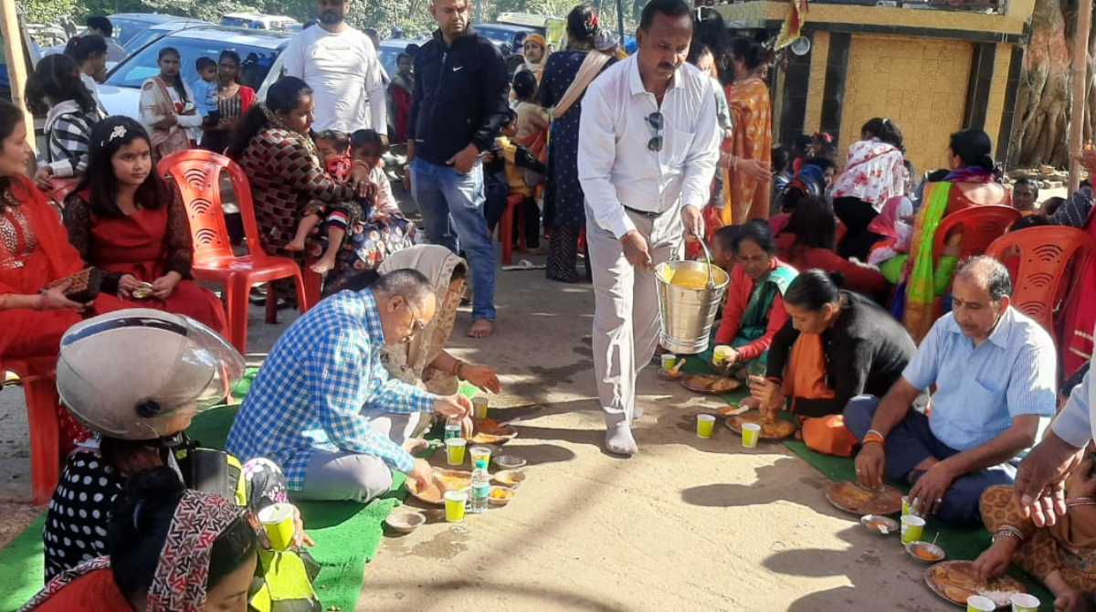 मणिमाई मंदिर में पूजा-अर्चना और हवन का कार्यक्रम आयोजित, पुलिस ने निभाई अहम भूमिका…