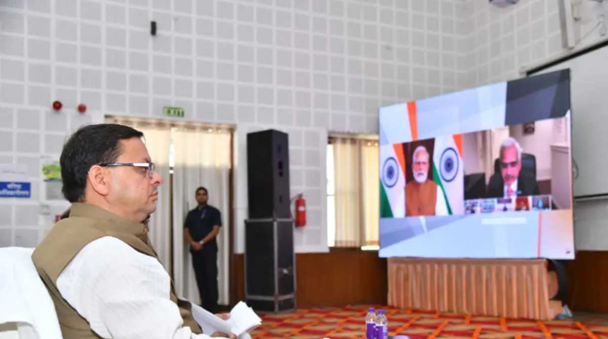 पीएम मोदी ने देश के 75 जिलों में 75 डिजिटल बैंकिंग इकाईयों को किया समर्पित, सीएम धामी ने कही ये बात…