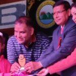 विधायक ने मेधावी छात्र-छात्राओं को किया सम्मानित…