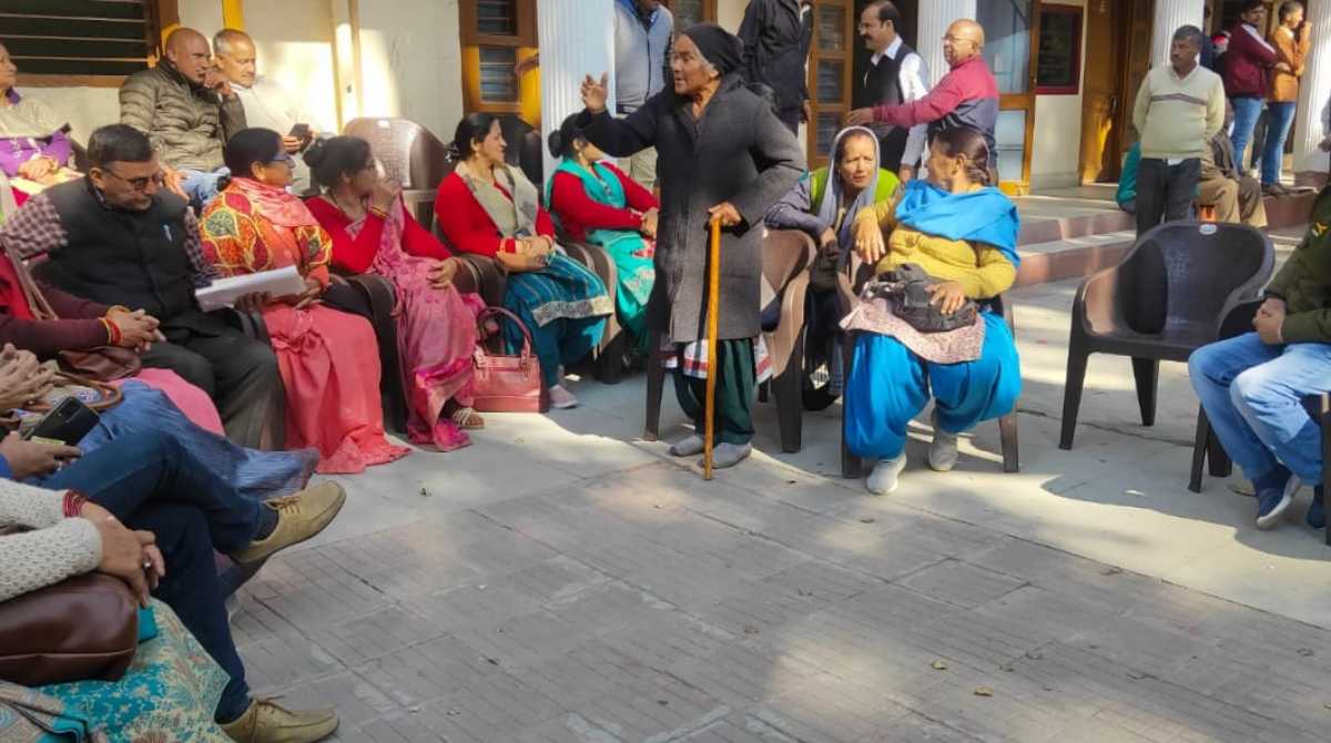 उत्तराखंडः 10% आरक्षण को लेकर राज्य आंदोलनकारी करेंगे मुख्यमंत्री आवास कूच…