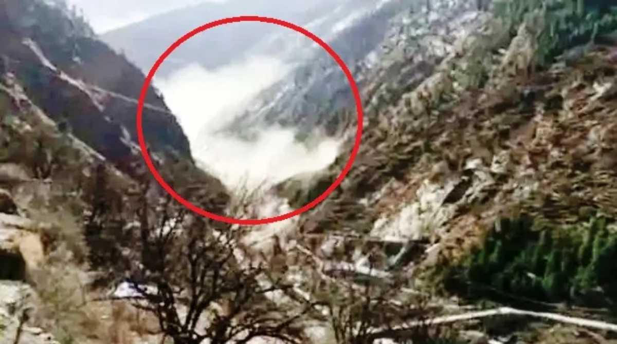 चमोली जिले में यहां ग्लेशियर टूटने से मचा हड़कंप, दहशत में लोग…