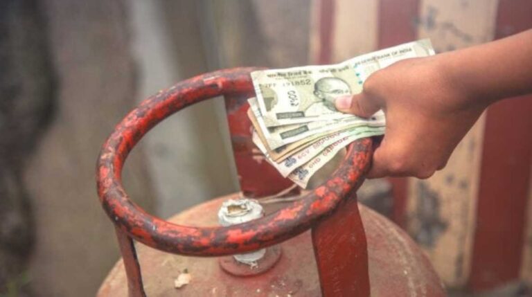 सीएम धामी ने दी प्रदेशवासियों को नववर्ष 2023 की शुभकामनाएं,