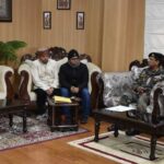 सीएम धामी ने जोशीमठ में अधिकारियों और लोगों से की मुलाकात,कही ये बात…