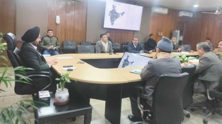 वाटर स्पोर्ट्स और ऐस्ट्रॉ विलेज के लिए मुख्य सचिव ने