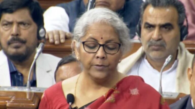 वित्त मंत्री निर्मला सीतारमण ने पेश किया बजट, युवाओं, किसानों,