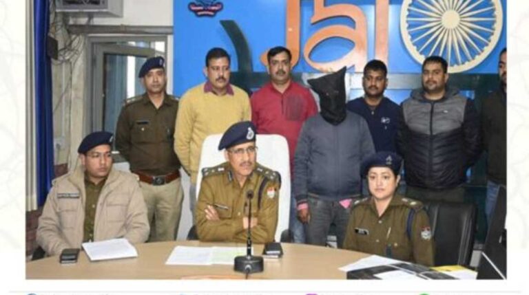 दून पुलिस ने फर्जी मार्कशीट के गैंग का किया भंडाफोड़,