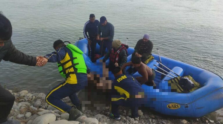 हरिद्वारः गंगा नदी में IIT के छात्र की डूबने से