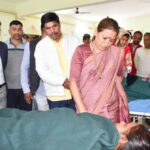 सड़क दुर्घटना में घायल श्रद्धालुओं का हाल जानने पहुंची मंत्री रेखा आर्या, दिए ये निर्देश…