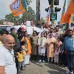 नारेबाजी के साथ लैंसडाउन चौक पर कांग्रेस विधायकों का पुतला दहन कार्यक्रम