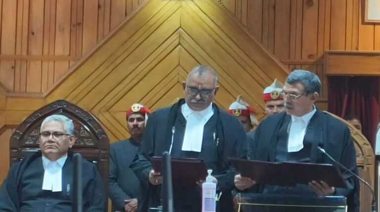 नैनीताल हाईकोर्ट से बड़ी खबर, तीन नए जजों ने ली