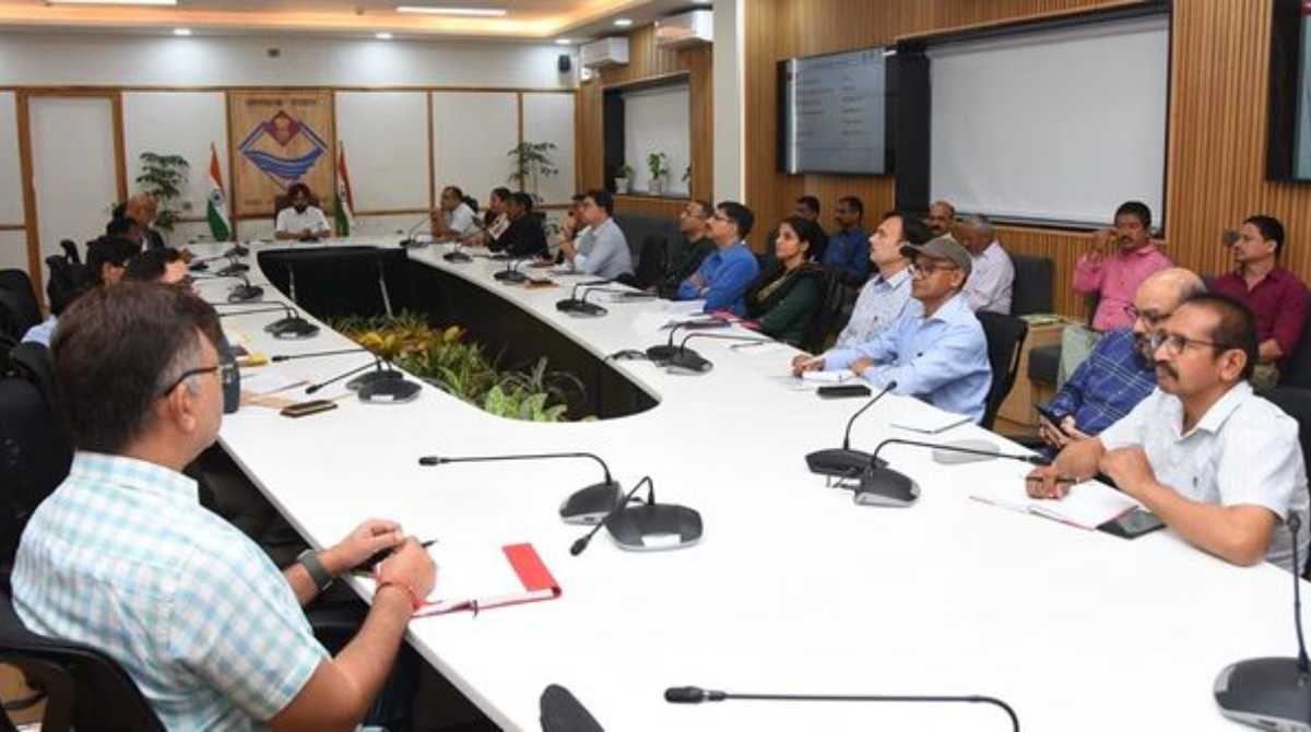 उत्तराखंड में 38वें राष्ट्रीय खेलों की तैयारियों को लेकर सीएस ने की अहम बैठक, दिए ये निर्देश…
