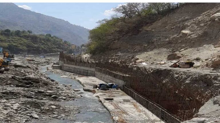 पिथौरागढ़ में नेपाल की ओर से की गई पत्थरबाजी, इस