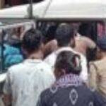 SBI बैंक में ब्रांच मैनेजर पर बैंक के ही गार्ड ने लगाई आग, बुरी तरह झुलसे…