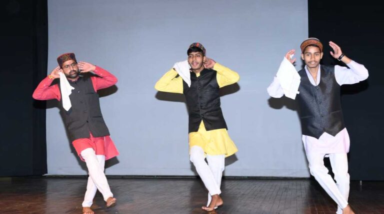 प्रदेश के 45 युवा तेलंगना रवाना, बताएं उत्तराखंड की संस्कृति..