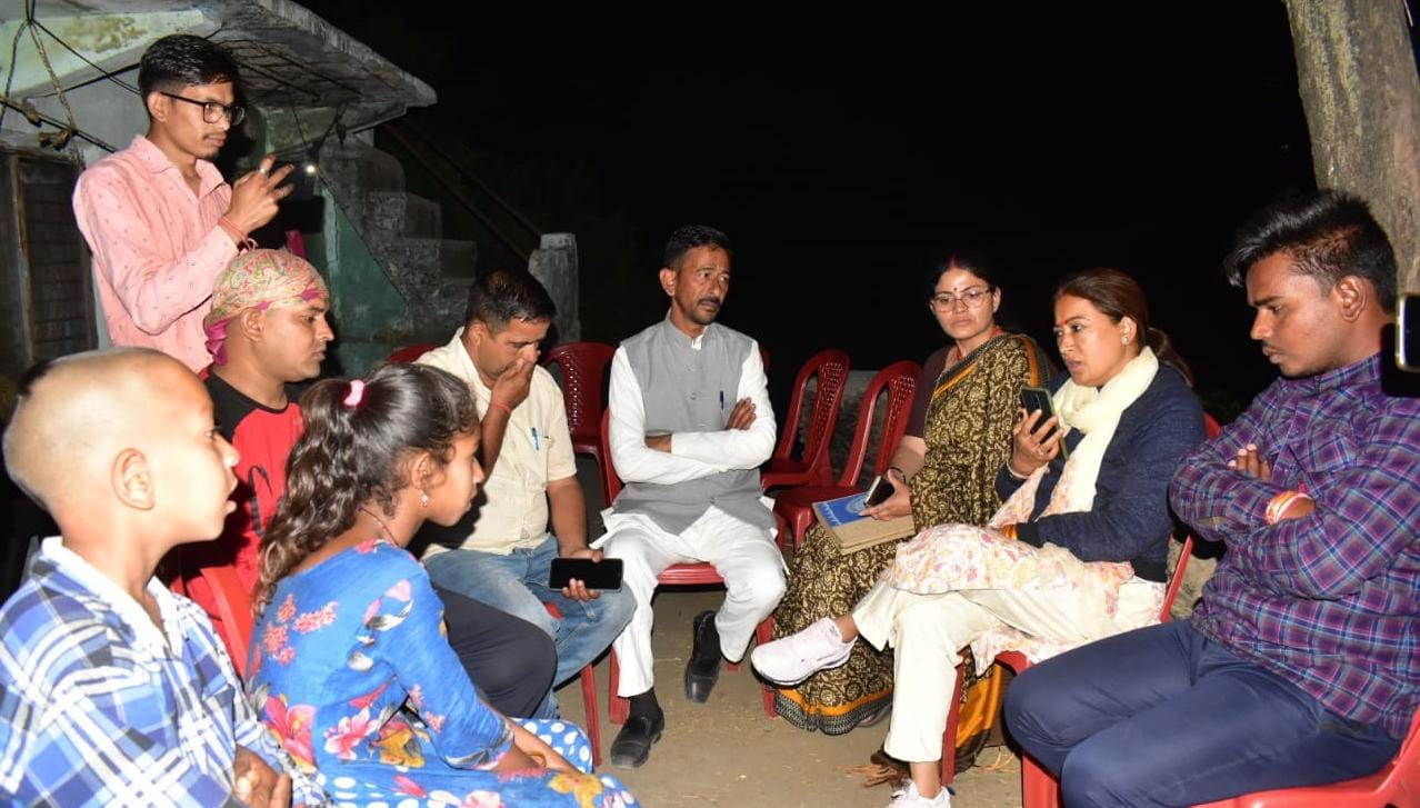 मंत्री रेखा आर्या ने जिलाधिकारी से दूरभाष पर की बात, दिए जरूरी दिशा निर्देश
