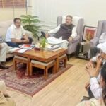 अधिकारियों पर नाराज हुए कैबिनेट मंत्री, दिये दिन रात कार्य करने के निर्देश।