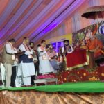 मंत्री गणेश जोशी ने लिया जगद्गुरु स्वामी श्री रामभद्राचार्य महाराज का आशीर्वाद