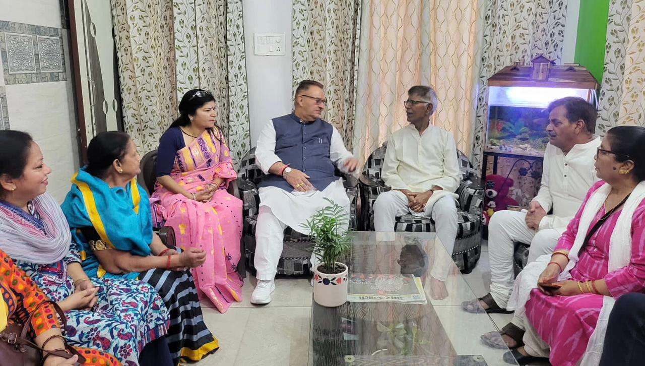 विशिष्ट लोंगो से मिल रहा समर्थन, 2024 में फिर से मोदी सरकार-जोशी
