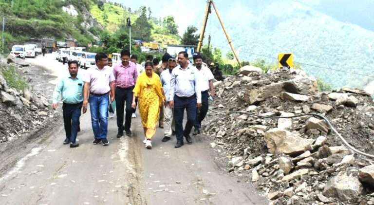 Rekha Arya Meeting champawat