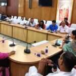 Rishikesh Mayor took review meeting of councilors regarding construction works