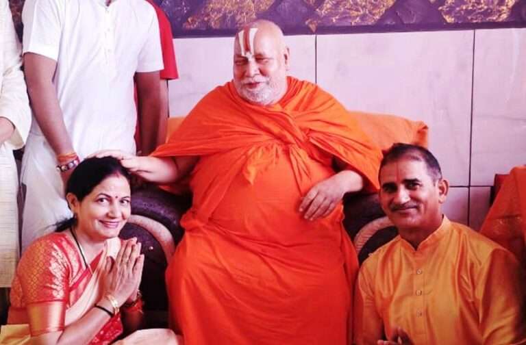 Jagadguru Ramanandacharya in rishikesh ram katha