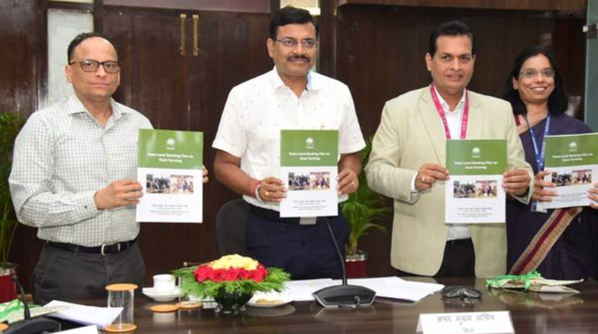 नाबार्ड द्वारा प्रकाशित “स्टेट लेवल बैंकिंग प्लान ऑन गोट फार्मिंग” नामक पुस्तिका का विमोचन