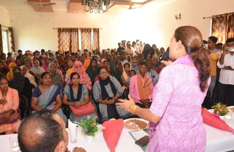 rekha arya in bazpur uttarakhand