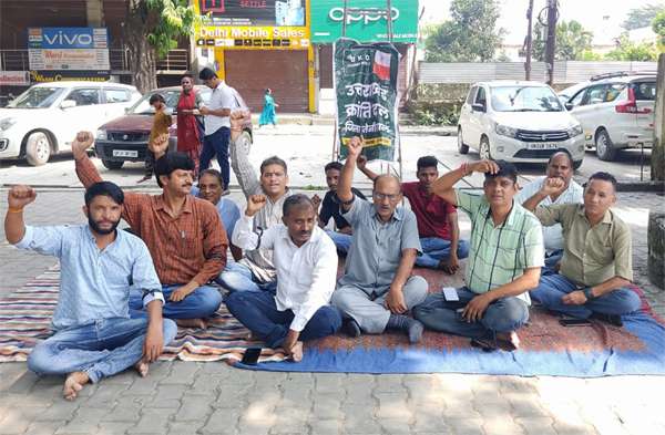 उक्रांद ने दी शहीद अंदोलनकारियों को श्रद्धांजलि