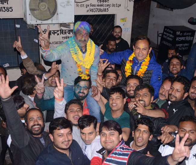 बार की कैरम प्रतियोगिता में शंभू, कमल, अनिल ने जीते मुकाबले