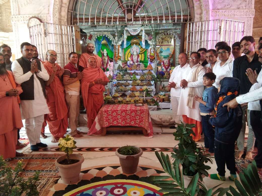 प्रकृति के प्रति कृतज्ञता प्रकट करने का पर्व है अन्न कूट महोत्सव : स्वामी हरिबल्लभ दास शास्त्री