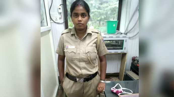 पुलिस को गुमराह करने पर महिला का चालान