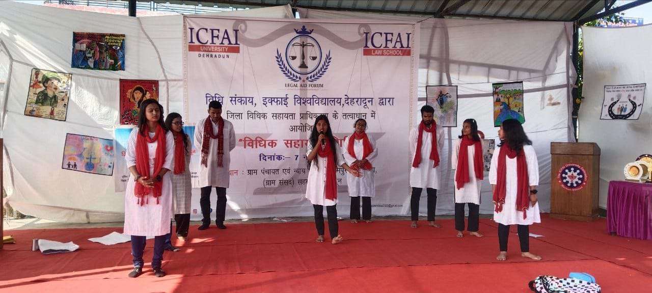 इक्फ़ाई विवि ने आयोजित किया विधिक जागरूकता शिविर
