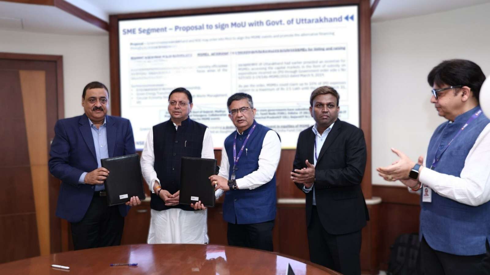 सरकार ने राज्य में एसएमई के लिए धन जुटाने की सुविधा के लिए एमओयू पर किए हस्ताक्षर