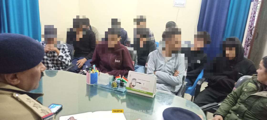 SHO कोतवाली द्वारा नशे के आदी हो चुके नवयुवकों की काउंसलिंग गयी।
