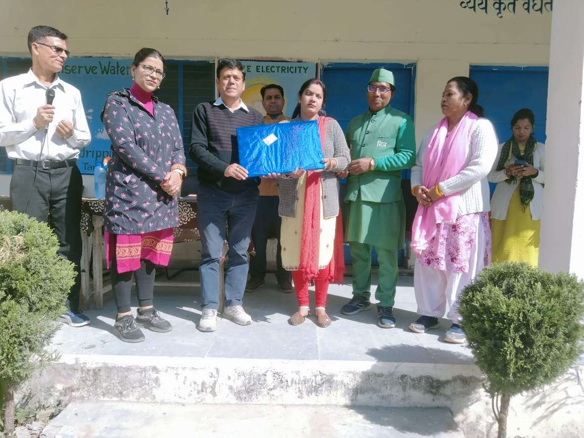 राइका मरोड़ा ने किया किरन सोनी को सम्मानित