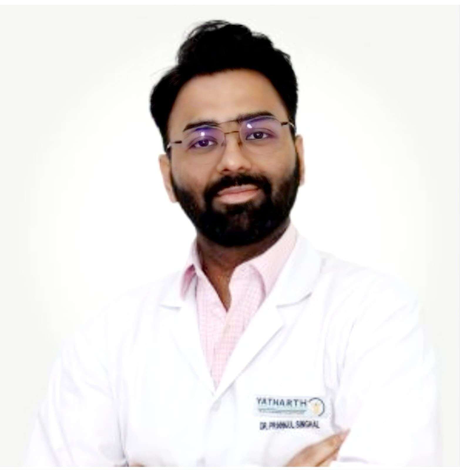 यथार्थ सुपर स्पेशलिटी अस्पताल नोएडा में रीढ़ के टेढ़ापन का सफल इलाज -एडवांस तकनीक से की गई सर्जरी